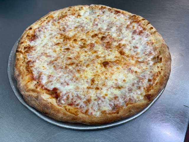 Cheese Pizza (12" Medium - 8 Slices).